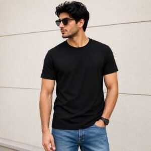 Black t-shirt for men